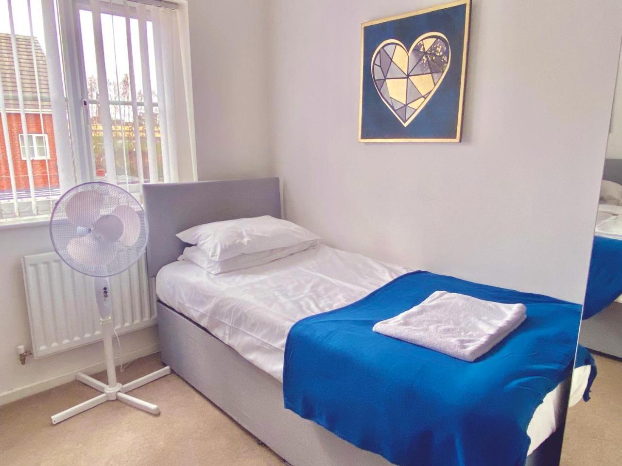 Walsall Group Accommodation Zewnętrze zdjęcie