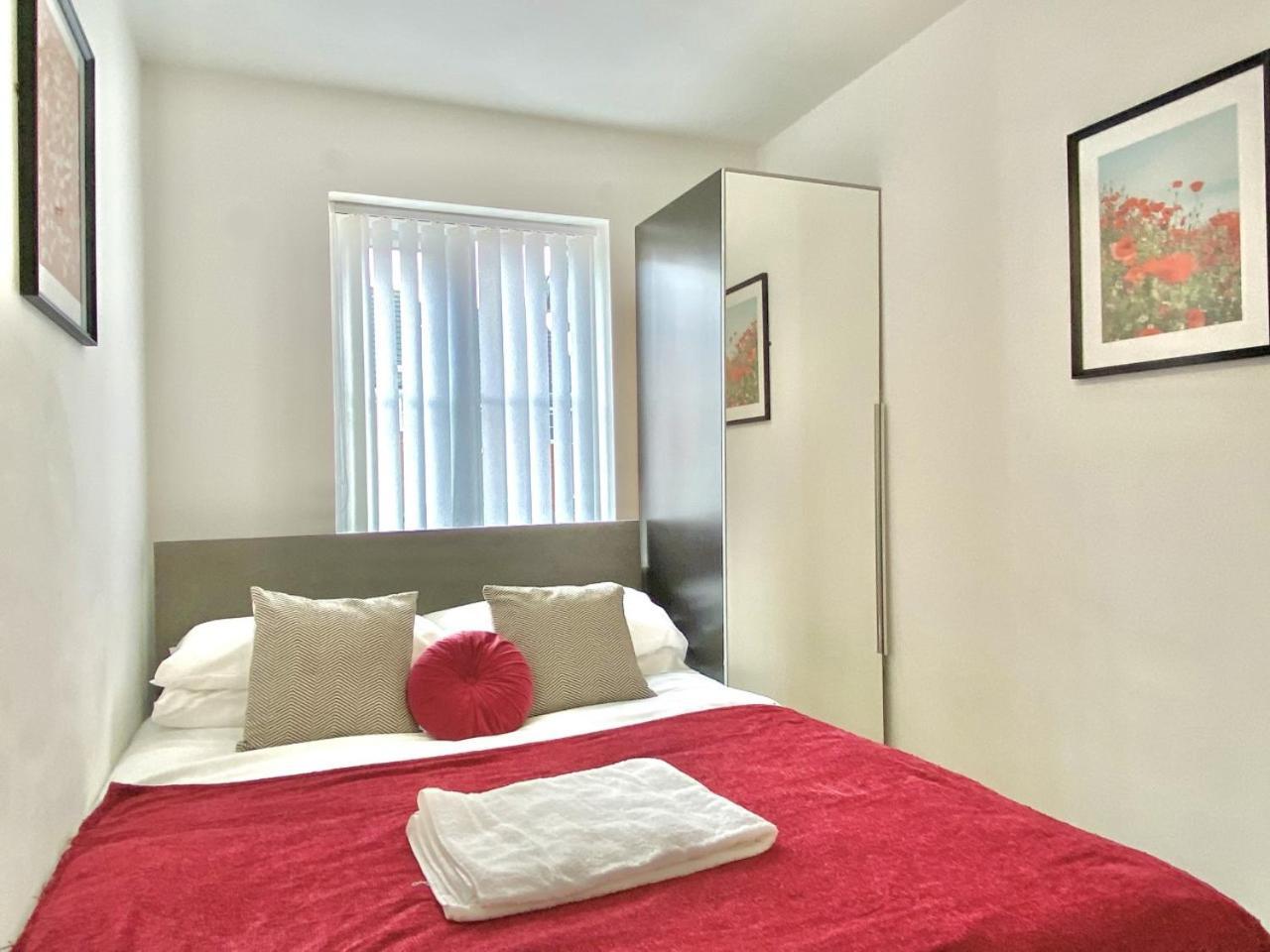 Walsall Group Accommodation Zewnętrze zdjęcie