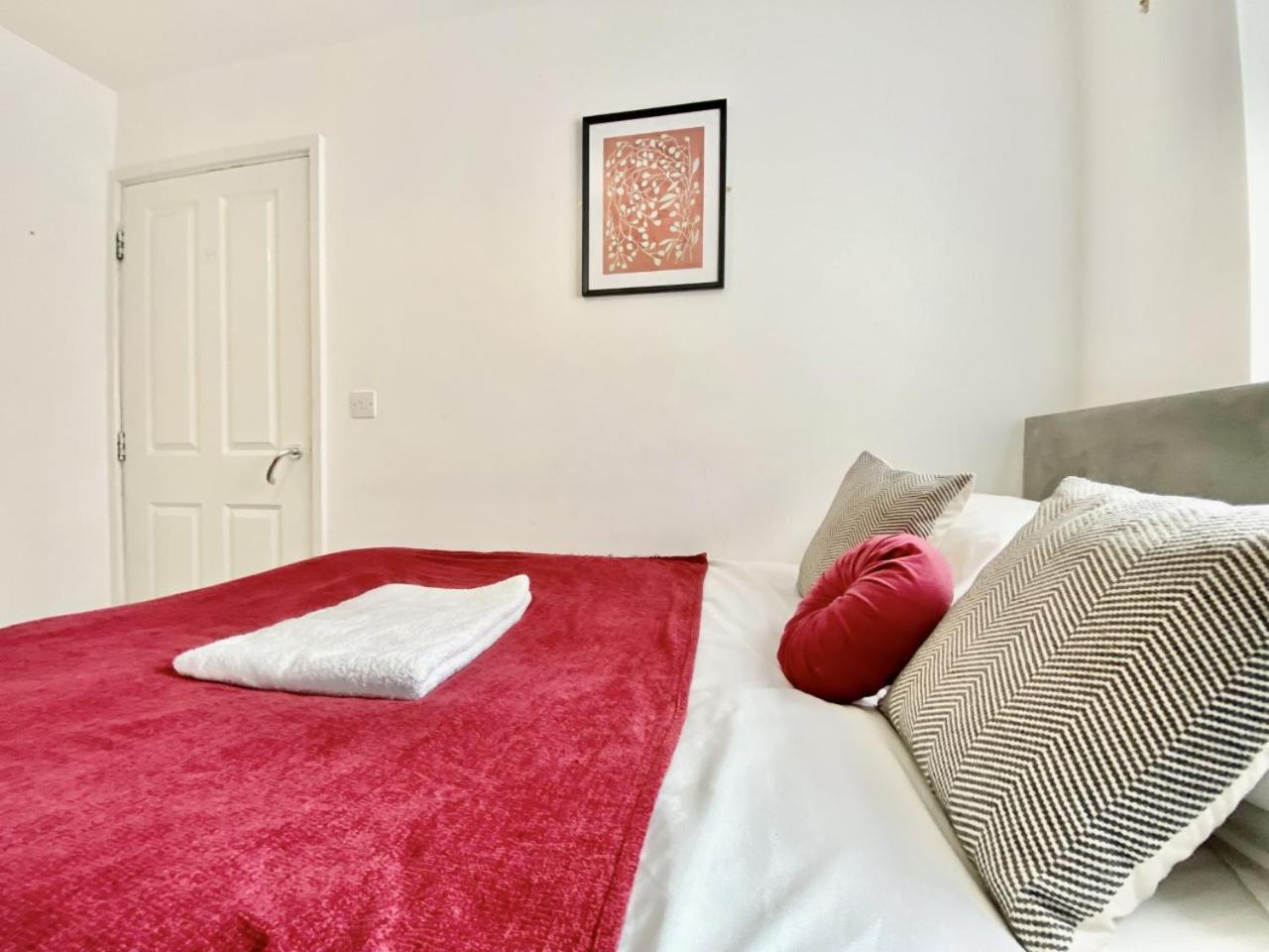 Walsall Group Accommodation Zewnętrze zdjęcie