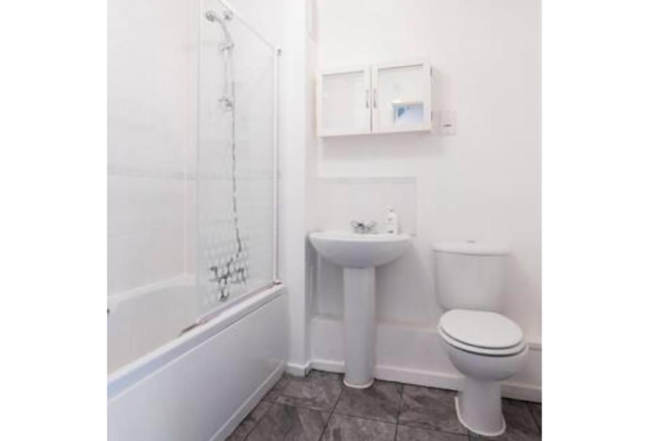 Walsall Group Accommodation Zewnętrze zdjęcie